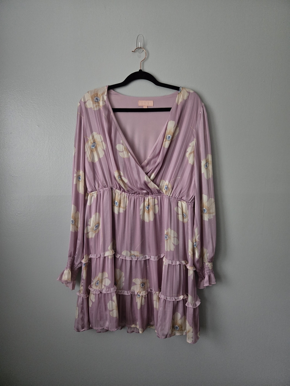 Charmed Hearts Lightweight Lilac Floral Tiered Mini Dress Long Sleeve  V-Neck